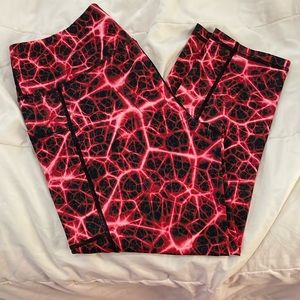 ✨🔥CVG Crop Leggings Rage Red L
